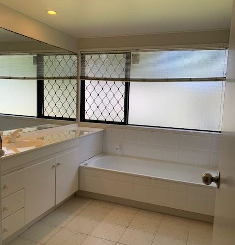  at 20 Gillard Place, Eastern Beach, Auckland