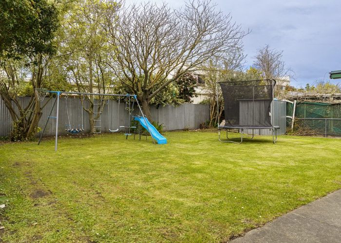  at 0A Grove Road, Mayfair, Hastings