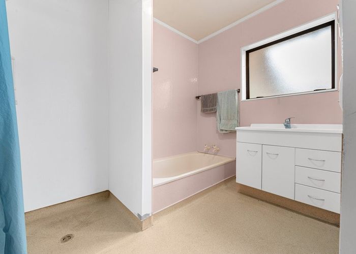  at 246 Clyde Street, Hamilton East, Hamilton, Waikato