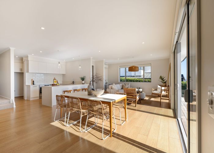  at 5 Dove Grove, Westmorland, Christchurch City, Canterbury
