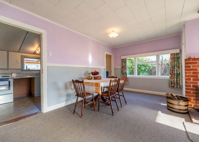  at 13 Avenel Street, Winchester