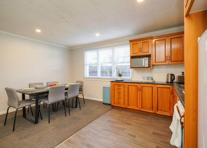  at 8 Robertson Street, Woodlands, Invercargill