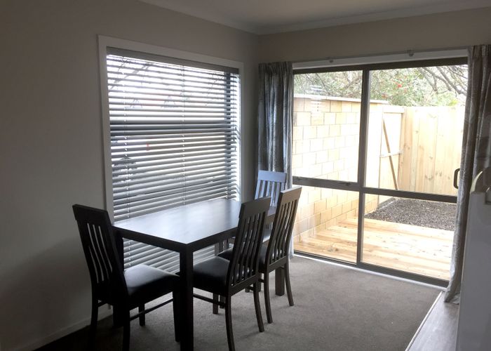  at 2/3 Rostrevor Street, Hamilton Central, Hamilton