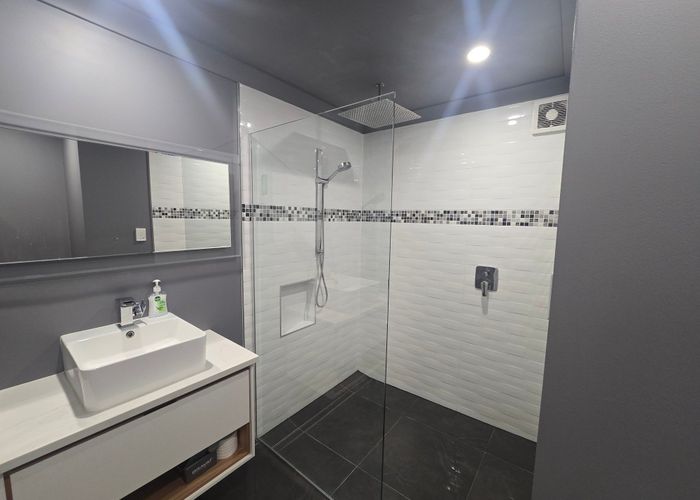  at 9 Forbes Place, Kelvin Grove, Palmerston North