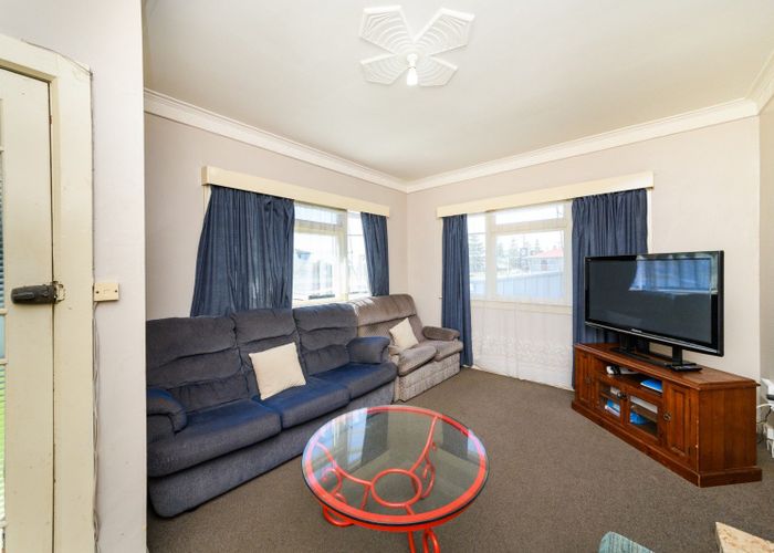  at 2 Carey Street, Longburn, Palmerston North