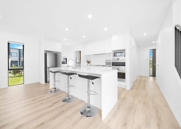  at 1 Te Mura Crescent, Takanini, Papakura, Auckland