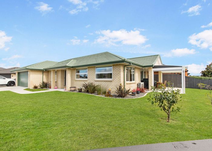  at 2 Leet Crescent, Papamoa Beach, Papamoa