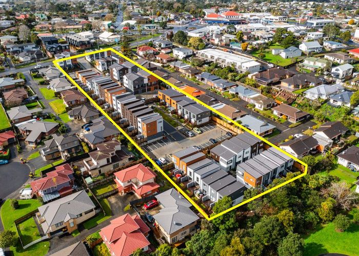  at 37 Raupeti Lane, Henderson, Waitakere City, Auckland