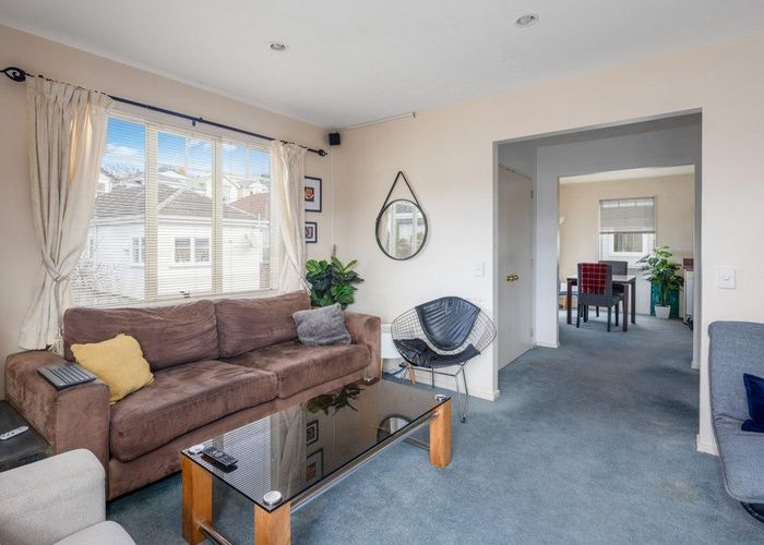  at 1/10 Colombo Street, Newtown, Wellington