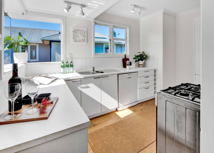  at 410 Carrington Street, Upper Vogeltown, New Plymouth