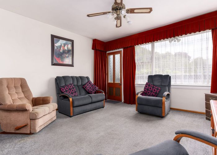  at 2/26 Frederick Street, Waltham, Christchurch