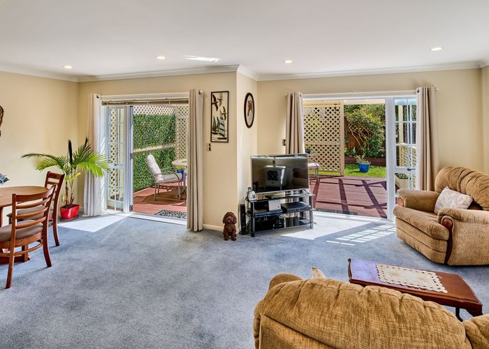  at 20A Redwood Avenue, Tawa, Wellington