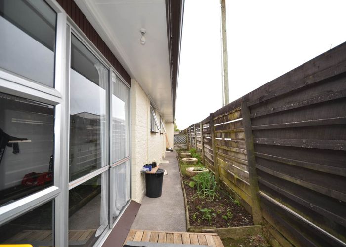  at 3/6 Browns Road, Manurewa, Auckland