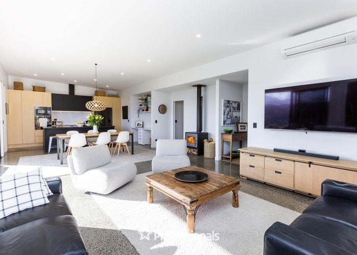  at 6 Stroma Way, Mount Marua, Upper Hutt, Wellington