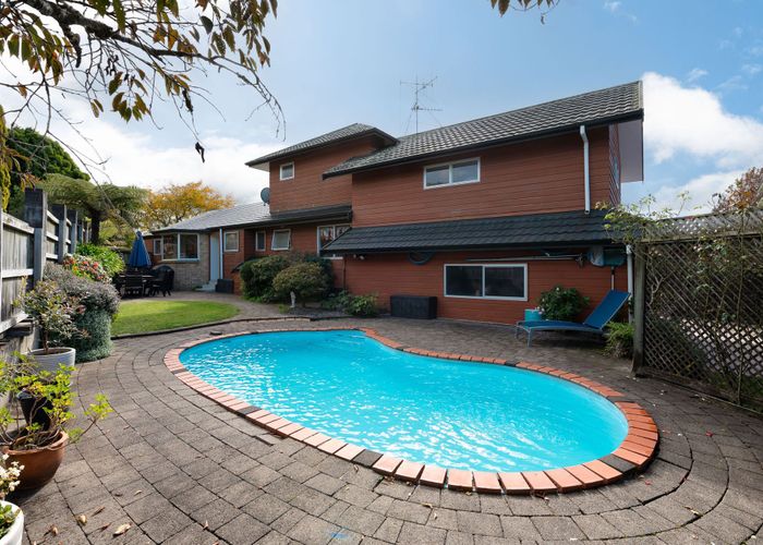  at 37 Amanda Avenue, Dinsdale, Hamilton