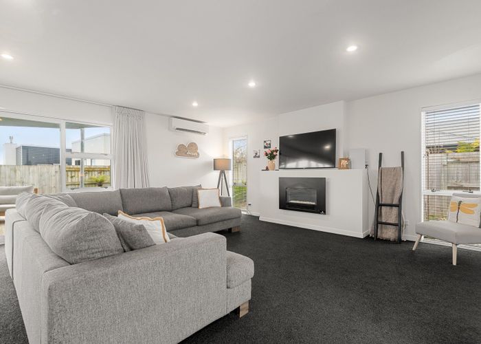  at 10 Monaco Grove, Fitzherbert, Palmerston North, Manawatu / Whanganui
