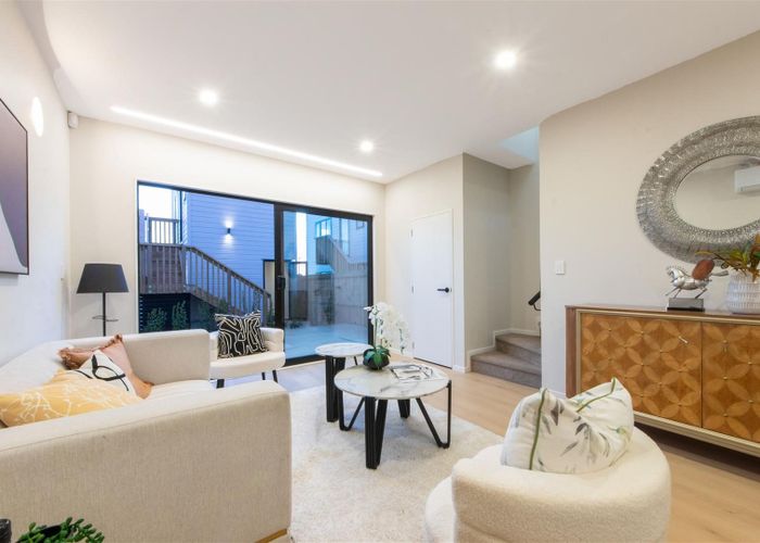  at 4 Greenbrier Street, Westgate, Waitakere City, Auckland