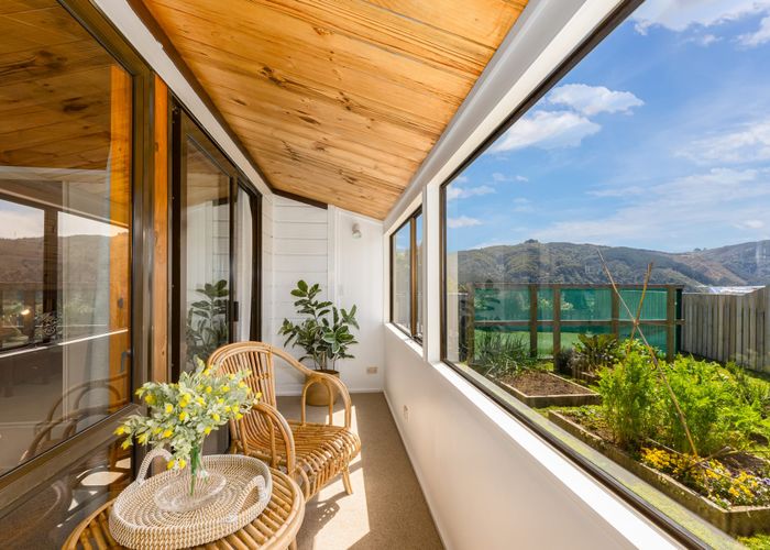  at 1 Dunleith Grove, Silverstream, Upper Hutt