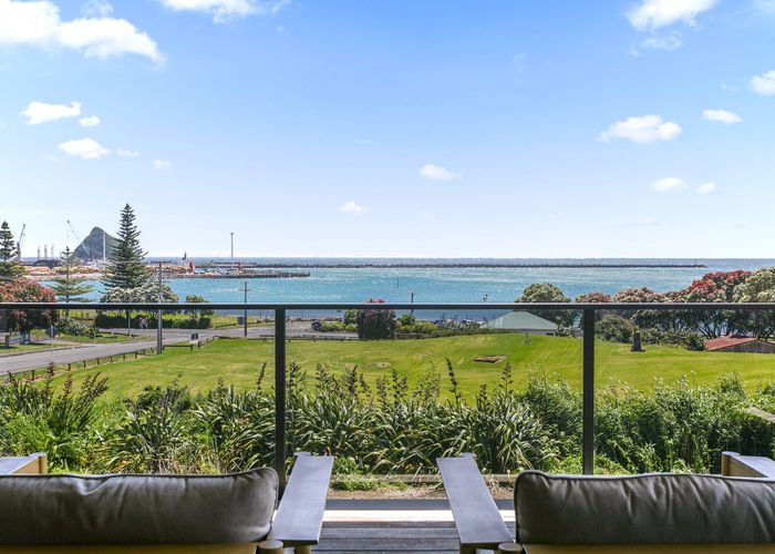  at 9 Bayly Road, Moturoa, New Plymouth, Taranaki