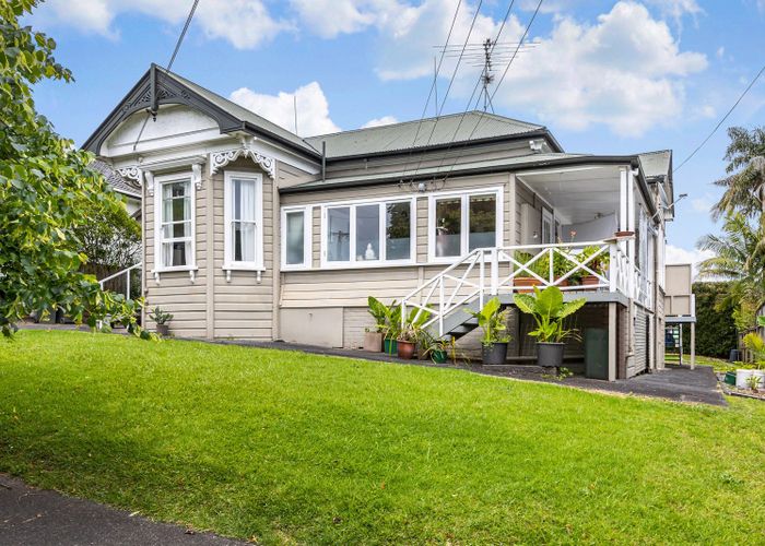  at 12 Sentinel Road, Herne Bay, Auckland