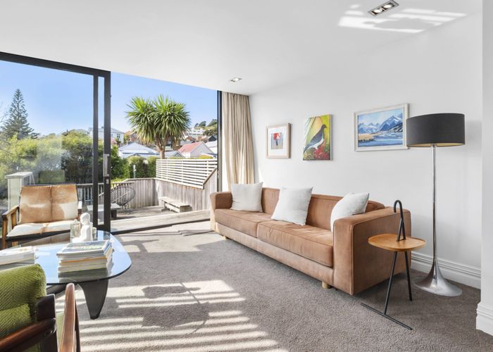  at 7 Queen Street, Mount Victoria, Wellington