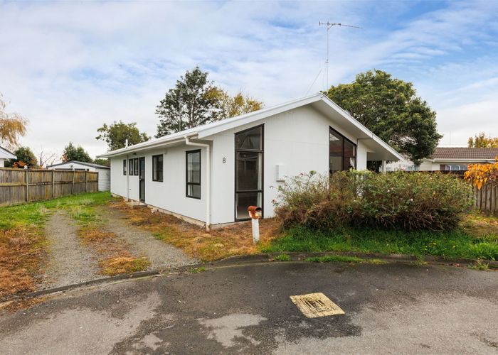  at 8 Coromandel Court, Roslyn, Palmerston North