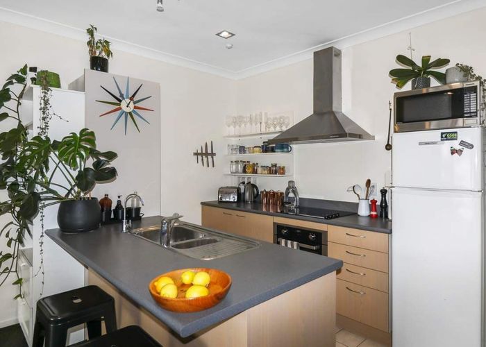  at 115/3 Morningside Drive, Morningside, Auckland City, Auckland