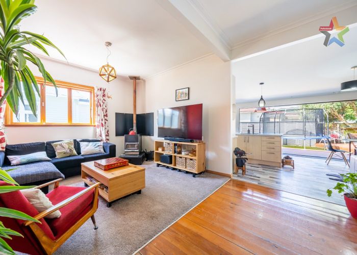 Recently sold 112 William Street, Petone, Lower Hutt homes.co.nz
