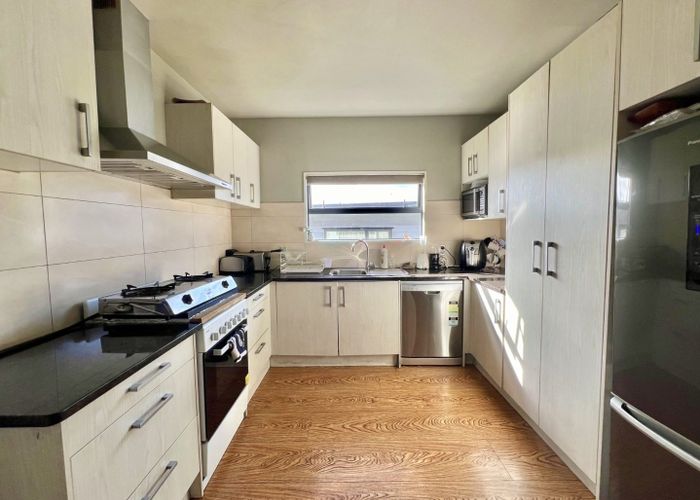  at 5 Atkinson Avenue, Papatoetoe, Auckland