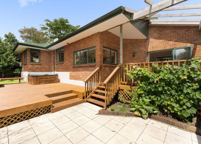  at 10 Rothesay Lane, Bethlehem, Tauranga, Bay Of Plenty