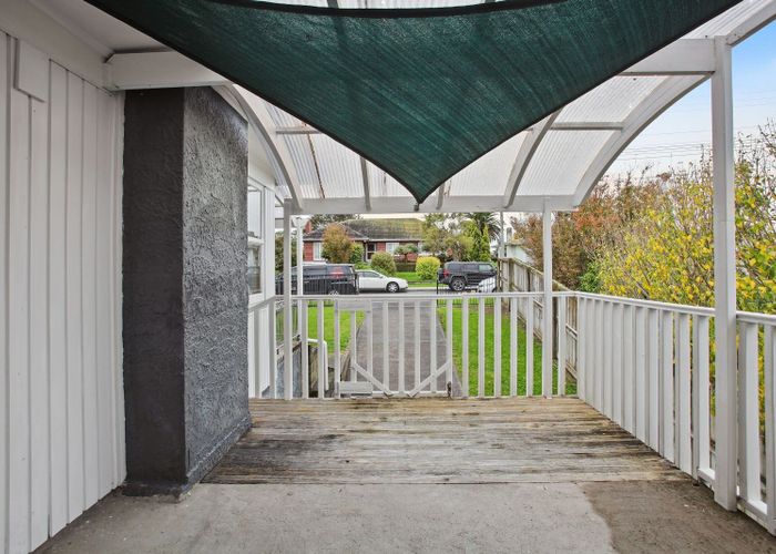  at 16 Sylvan Crescent, Te Atatu South, Waitakere City, Auckland
