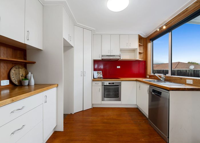  at 40 Robertson Street, Glenholme, Rotorua, Bay Of Plenty