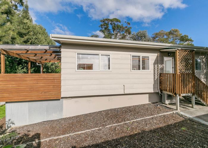  at 2/62 Glenvar Road, Torbay, North Shore City, Auckland