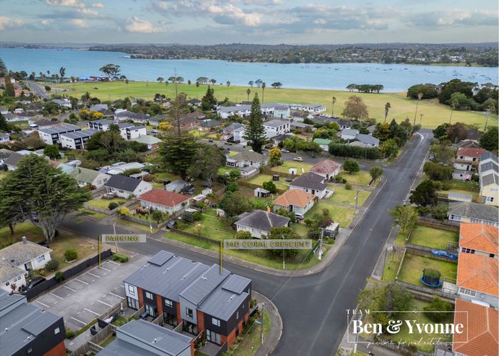 at 34D Coral Crescent, Panmure, Auckland