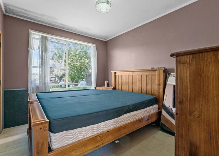  at 30 Staverton Crescent, Mangere, Manukau City, Auckland