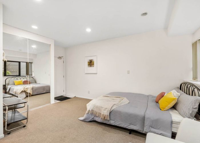  at 3J/16 Liverpool Street, Auckland Central, Auckland