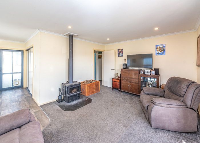  at 12 Beaumaris Avenue, Castlecliff, Whanganui