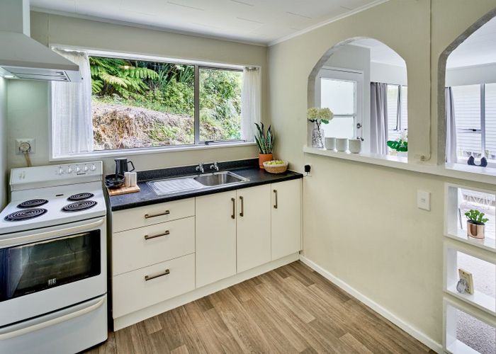  at 2/21 Puriri Street, Wainuiomata, Lower Hutt