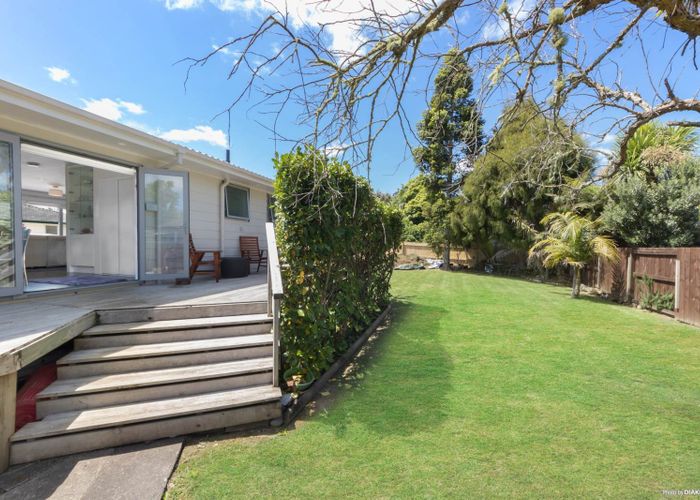  at 17 Serwayne Place, Sunnyvale, Auckland