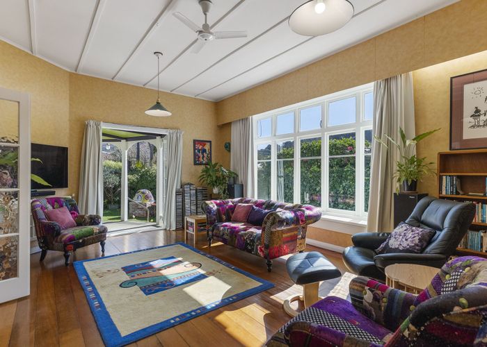  at 4 Marshall Street, Karori, Wellington, Wellington