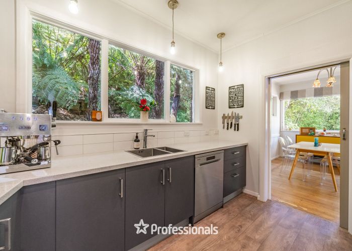  at 132 Cheviot Road, Eastbourne, Lower Hutt, Wellington