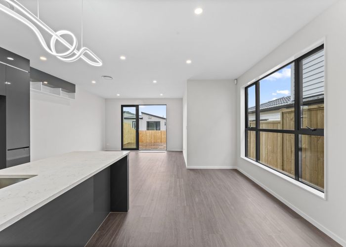  at 49 Hermitage street,, Flat Bush, Manukau City, Auckland