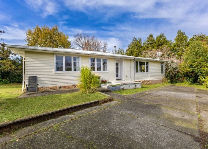  at 26 Kirrie Avenue, Te Atatu South, Waitakere City, Auckland