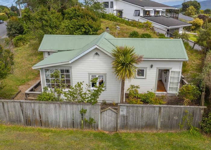  at 69 Waimea Road, Waikanae Beach, Waikanae