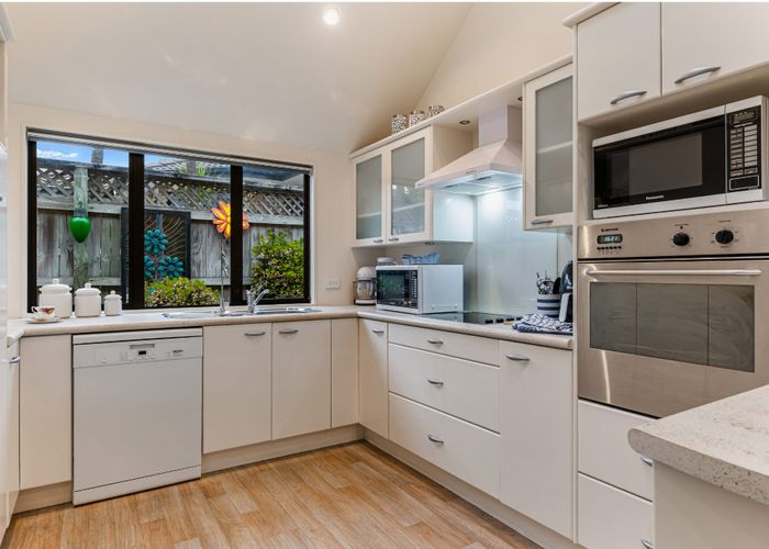  at 37 Starlight Cove, Hobsonville, Waitakere City, Auckland