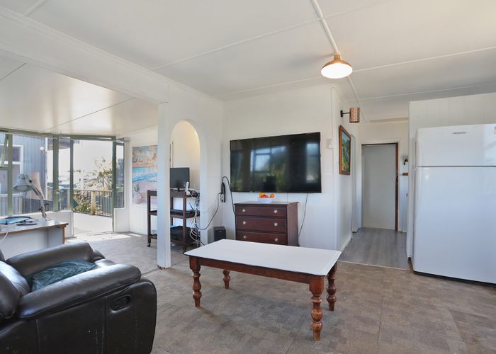  at 75 Punga Street, Tangimoana, Manawatu, Manawatu / Whanganui