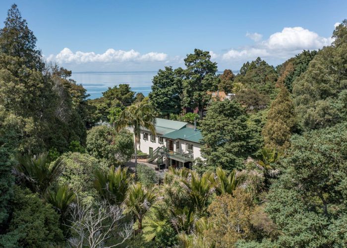  at 23 Kauri Point Road, Laingholm, Auckland