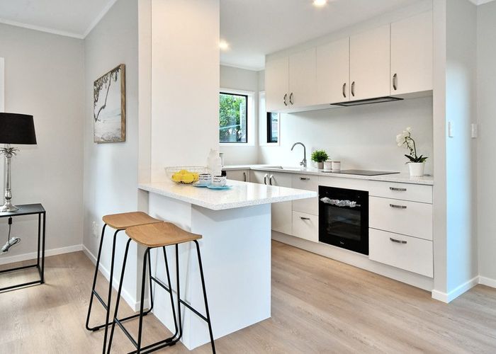  at 2/29 Earlsworth Road, Mangere East, Manukau City, Auckland