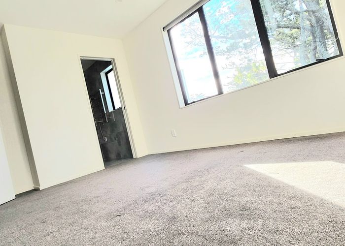 at 22 Korokio Lane, Henderson, Waitakere City, Auckland