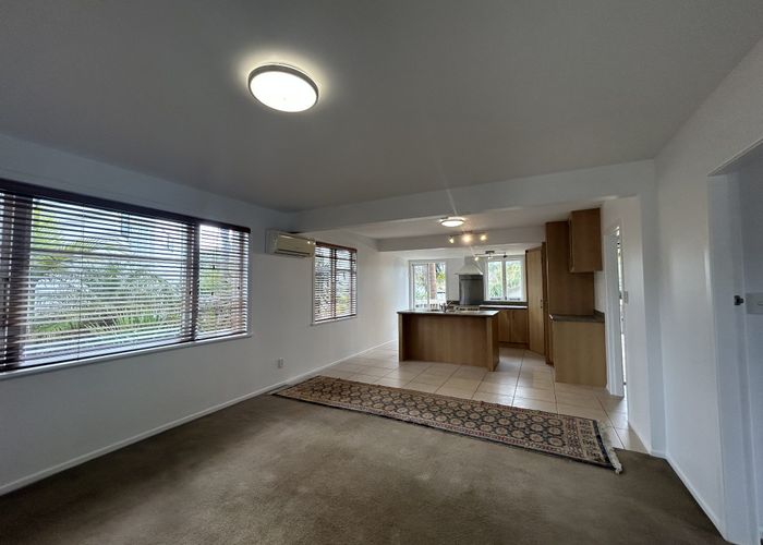  at 1/7 Merton Avenue, Glenfield, North Shore City, Auckland